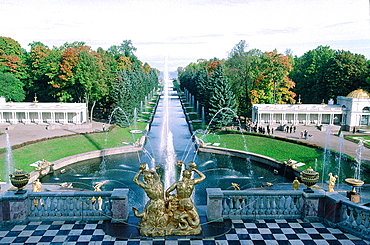 Russia, St-Petersburg, Pedrovorets, Peterhof Palace And Park, Goldened Statues Of The Great Waterfall, Architect Leblond