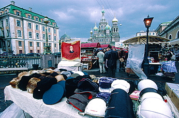 Russia, St-Petersburg, Behind The Bleeding Saviour Church, To Urists Market