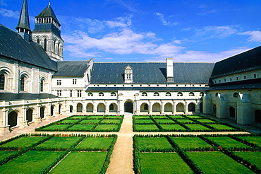 France, Val-De-Loire, Maine-Et-Loire, Fontevraud Abbey, The Cloister 