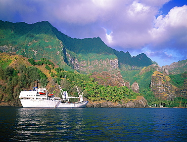 French Polynesia, Marquesas Archipelago, Fatu-Hiva Island, Hanavave Bay, Overview On The Bay And Freighter Aranui