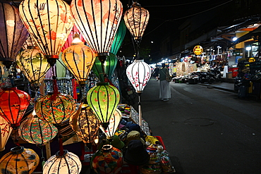 Lanterns in the food market at night
