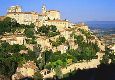 Gordes, Vaucluse, Provence-Alpes-Cote d'Azur, France