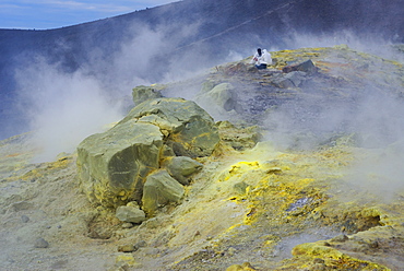 Geologists taking minerals samples on Gran Cratere (The Great Crater), Vulcano Island, Aeolian Islands, UNESCO World Heritage Site, north of Sicily, Italy, Mediterranean, Europe