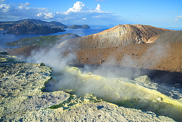 Gran Cratere (The Large Crater), Vulcano Island, Aeolian Islands, UNESCO World Heritage Site, north of Sicily, Italy, Mediterranean, Europe