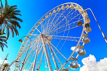 Ferris wheel, Porto Antico (Old Port), Genoa, Liguria, Italy, Europe