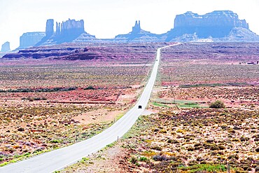 Country road, Monument Valley, Arizona, United States of America, North America