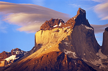 Peaks of the Cuernos del Paine (Horns of Paine), Torres del Paine National Park, Patagonia, Chile, South America