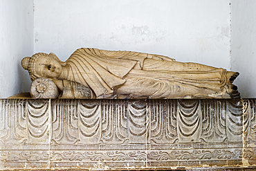 The sleeping Buddha, Dhauligiri Shanti Stupa (Dhauli Peace Pagoda), completed in 1972 with the collaboration of Nippon Buddha Sangha, atop Dhauli Hills on site of ancient temple, Bhubaneswar, Odisha, India, Asia