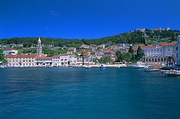 Town of Hvar from the sea, Hvar Island, Dalmatia, Dalmatian coast, Adriatic, Croatia, Europe