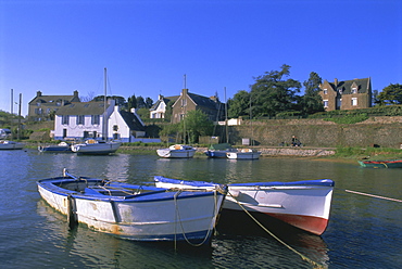 Port of Lerio, Ile-aux-Moines, Golfe du Morbihan (Gulf of Morbihan), Breton Islands, Morbihan, Brittany, France, Europe