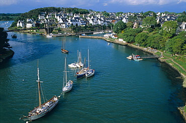 Port of Le Bono, Golfe du Morbihan (Gulf of Morbihan), Brittany, France, Europe