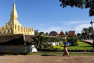 That Luang Stupa, built in 1566 by King Setthathirat, Vientiane, Laos, Indochina, Southeast Asia, Asia