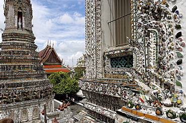 Wat Arun (Temple of the Dawn), Bangkok, Thailand, Southeast Asia, Asia