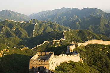 Great Wall of China at Badaling, first built during the Ming dynasty between 1368 and 1644, restored in the 1980s, UNESCO World Heritage Site, near Beijing, Hebei Province, China, Asia