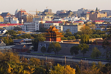 A watch tower on the wall of the Forbidden City Palace Museum, Beijing, China, Asia