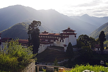 Trongsa Dzong (Chokhor Raptentse), dating from 1648, above Mangde Chu river gorge, Bhutan, Himalayas, Asia