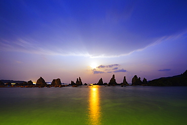 Full moon rising over rock stacks, Hashikuiiwa, Wakayama Prefecture, Honshu, Japan, Asia