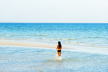 Girl on Sugar Beach, Bantayan Island, Cebu, The Visayas, Philippines, Southeast Asia, Asia