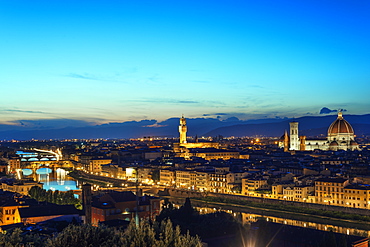 Vecchio Palace and the Duomo (Cathedral), Historic Centre, UNESCO World Heritage Site, Florence, Tuscany, Italy, Europe