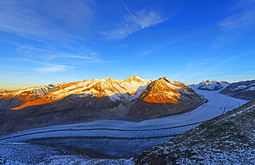 Aletsch glacier and Aletschhorn, 4193m, Jungfrau-Aletsch, UNESCO World Heritage Site, Valais, Swiss Alps, Switzerland, Europe