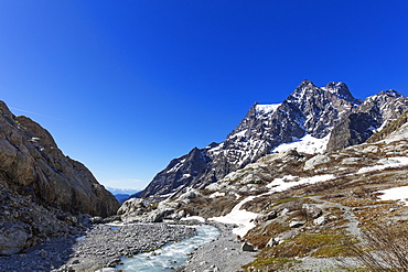 Barre des Ecrins, glacial river, Ecrins National Park, French Dauphine Alps, Haute Alpes, France, Europe