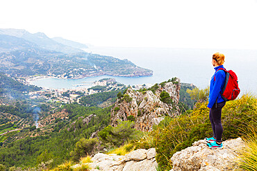 Serra de Tramuntura, hiker on a trail above Soller, Majorca, Balearic Islands, Spain, Mediterranean, Europe