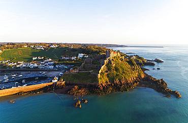 Mont Orgueil Castle (Gorey Castle), Gorey, Jersey, Channel Islands, United Kingdom, Europe