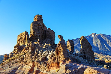 Los Roques, Pico del Teide, 3718m, highest mountain in Spain, Teide National Park, UNESCO World Heritage Site, Tenerife, Canary Islands, Spain, Atlantic, Europe