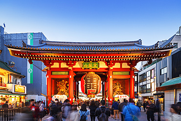 Kaminarimon main gate, Sensoji Temple, Asakusa, Tokyo, Japan, Asia