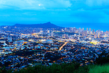 Honolulu, night view of Waikiki and Diamond Head, Oahu Island, Hawaii, United States of America, North America