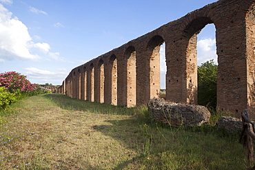 The Quintili aqueduct, Rome, Lazio, Italy, Europe