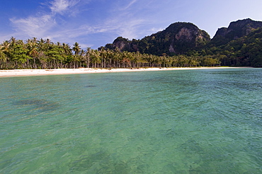 Lanah Bay, Phi Phi Don Island, Thailand, Southeast Asia, Asia