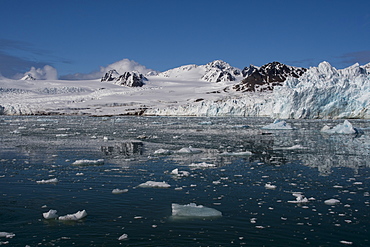 Lilliehook Glacier, Spitsbergen, Svalbard Islands, Arctic, Norway, Europe