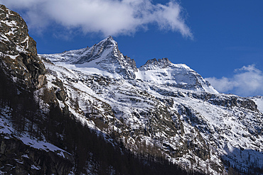 The Bec de Montchair, 3554 m, and Cime de Breuil, 3419 m, Gran Paradiso National Park, Aosta Valley, Italy, Europe