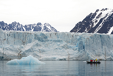 Lillyhookbreen glacier, Spitsbergen, Svalbard Islands, Norway.