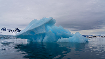 Lillyhookbreen glacier, Spitsbergen, Svalbard Islands, Norway.