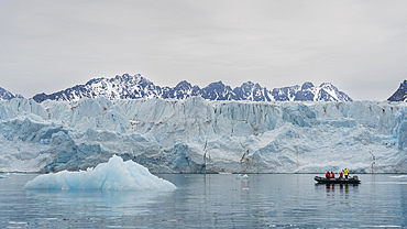 Lillyhookbreen glacier, Spitsbergen, Svalbard Islands, Norway.