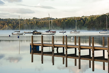 Jetty on Lake Windermere in Lake District, England, Europe