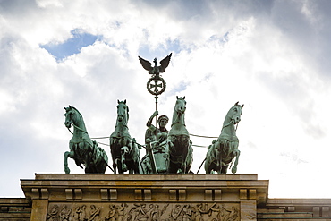 Brandenburg Gate (Brandenburger Tor), Mitte, Berlin, Germany, Europe