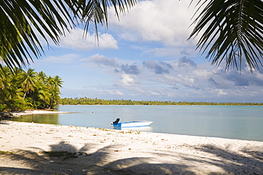 Motu Tuanai and Maupiti Lagoon, Maupiti, French Polynesia, South Pacific Ocean, Pacific