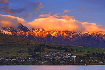 Queenstown and The Remarkables, Central Otago, South Island, New Zealand, Pacific