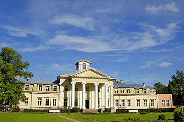 Krimulda Palace, near Sigulda, Latvia, Baltic States, Europe