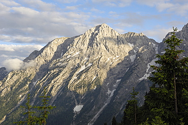 Hoher Goll mountain range seen from the Rossfeld Panoramastrasse (Rossfeldhoehenringstrasse or Panoramic Highway), Berchtesgaden, Bavaria, Germany, Europe