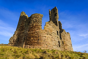 Dunstanburgh Castle, Northumberland, England, United Kingdom, Europe