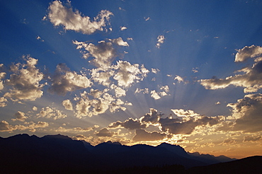 Sunset from Storm Mountain Overlook, Banff National Park, UNESCO World Heritage Site, The Rockies, Alberta, Canada, North America