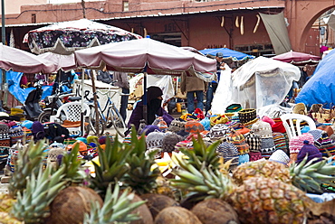 The Souk, Marrakech (Marrakesh), Morocco, North Africa, Africa