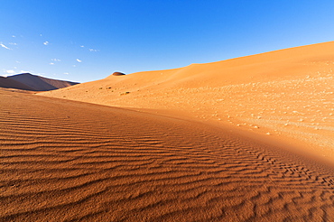 View of dunes, Sossusvlei, Namib Desert, Namib Naukluft Park, Namibia, Africa