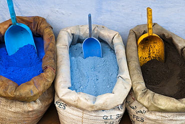 Pigments and spices for sale in the kasbah, Chefchaouen, Tangeri-Tetouan Region, Rif Mountains, Morocco, North Africa, Africa