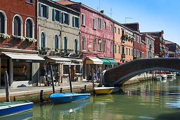 Canal on Murano Island, Venice, UNESCO World Heritage Site, Veneto, Italy, Europe