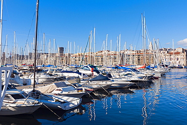 View across the Vieux Port, Marseille, Bouches-du-Rhone, Provence-Alpes-Cote-d'Azur, France, Mediterranean, Europe